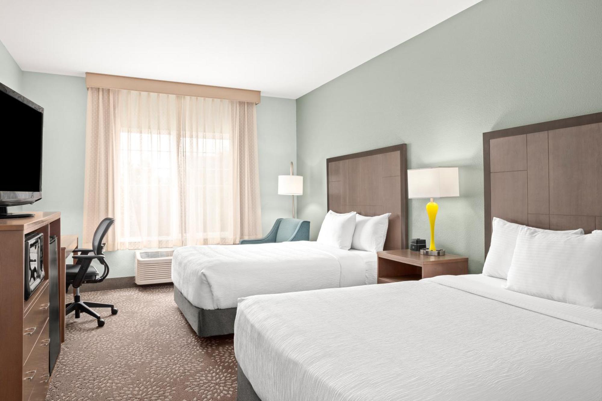 La Quinta By Wyndham Newport Hotel Екстериор снимка