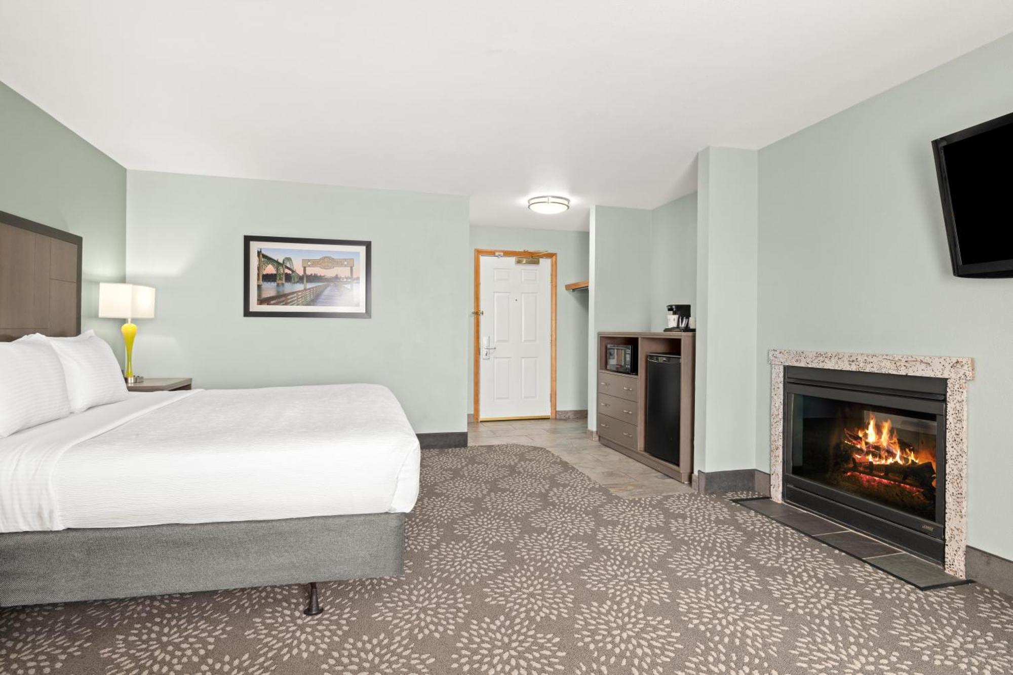 La Quinta By Wyndham Newport Hotel Екстериор снимка